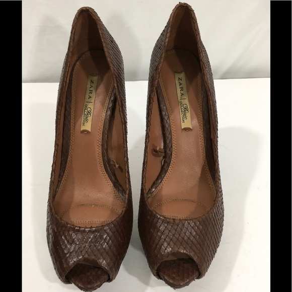 Zara Basic Collection Brown Snakeskin Heels - Picture 2 of 8